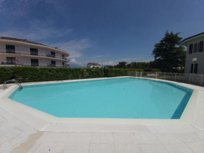 Lake Garden - piscina e 150m dal lago